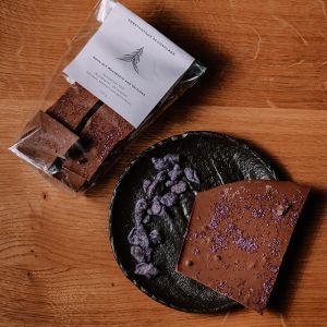 Helle mit Moosbeere & Veilchen 0